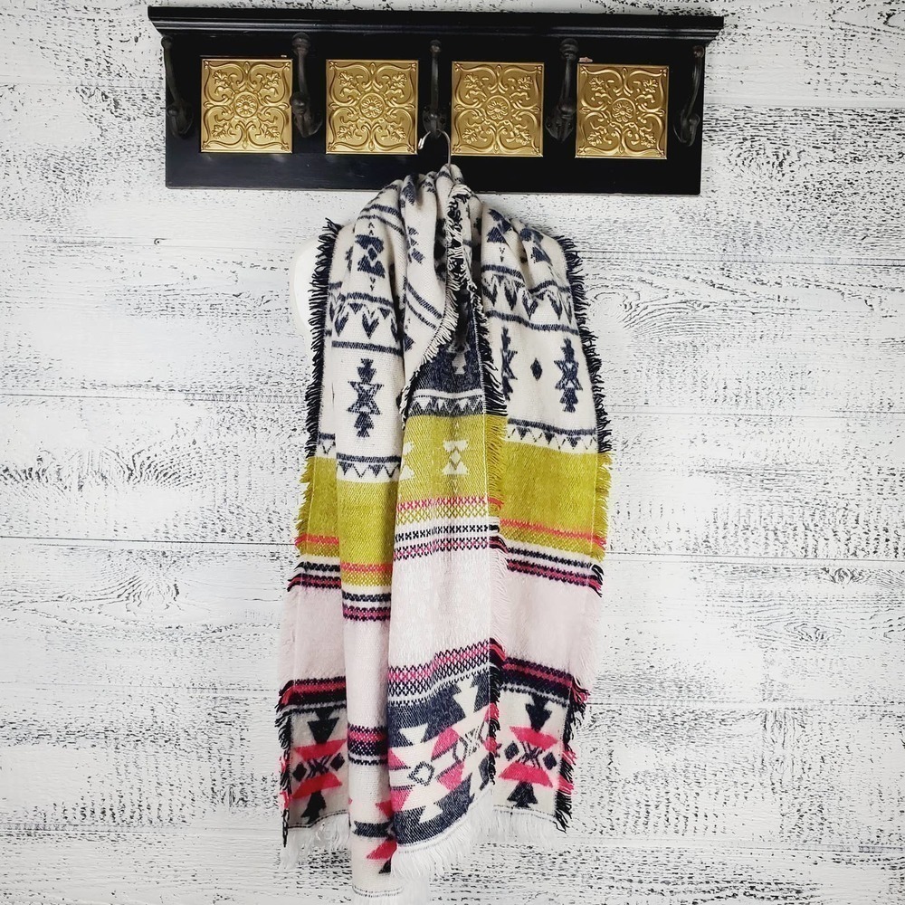 Boho Geometric Fringe End Scarf